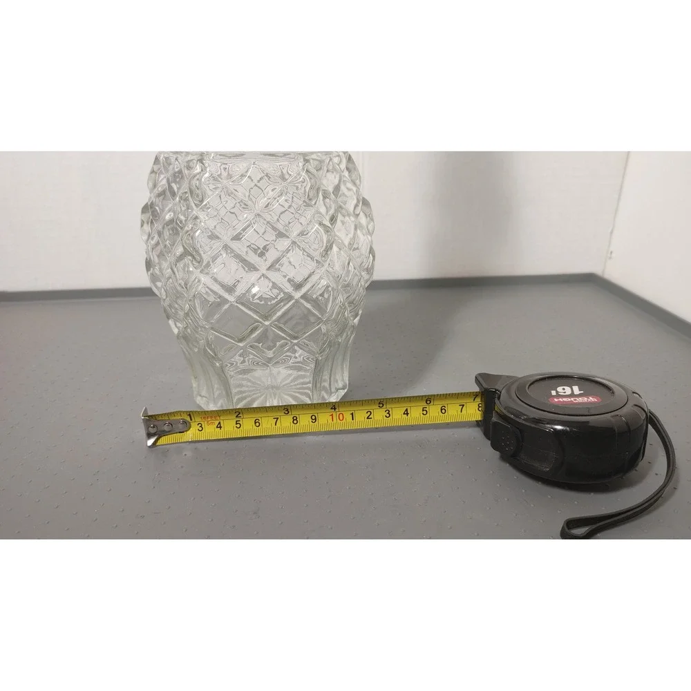 Glass Decanter Unisex OS Clear Excellent Diamond Cut Vintage Barware